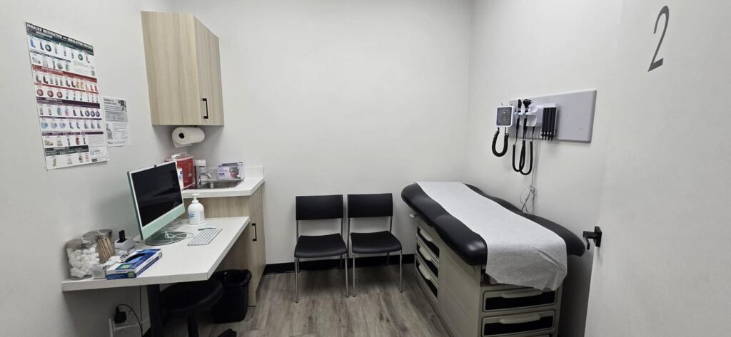 Inside of a examination room in the walk-in clinic